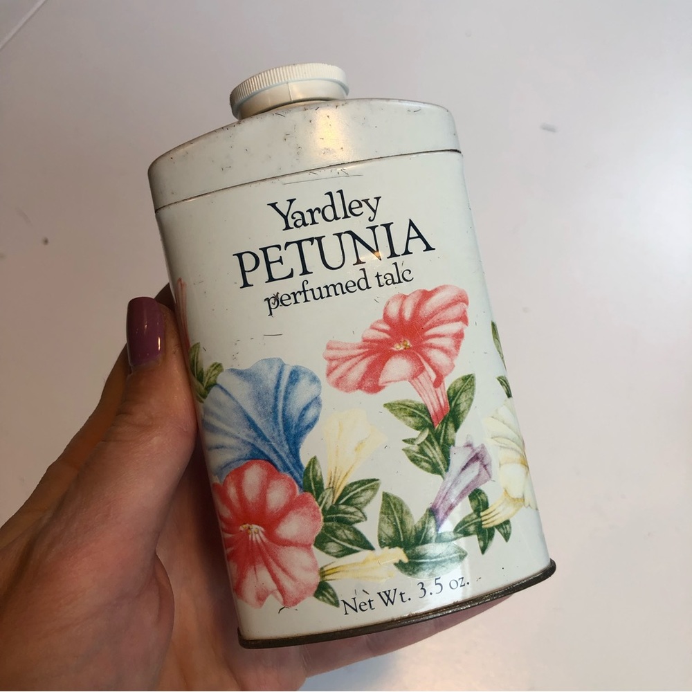 Vintage Yardley Petunia Talc Powder